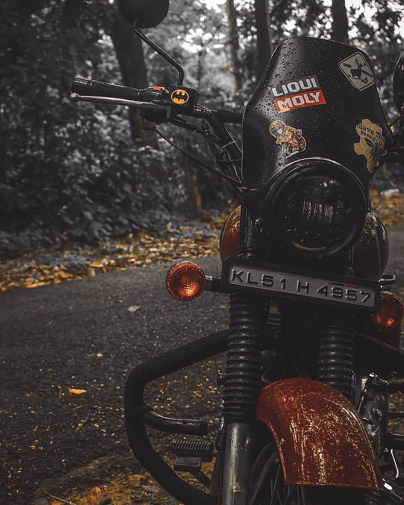 HD-wallpaper-bullet-royal-enfield-bullet-bulllet-raja-royal-enfield-whatsapp-dp
