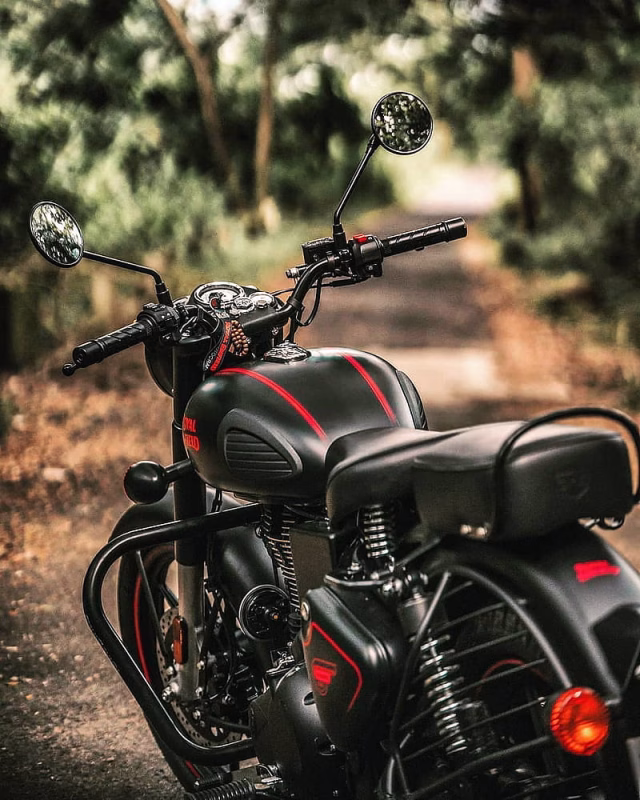 HD-wallpaper-bullet-royal-enfield-bullet-king-mirzapur-royal