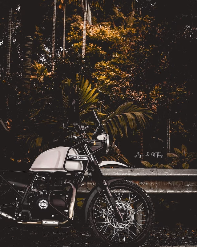 HD-wallpaper-bullet-royal-enfield-bullet-lock-screen-royalenfield-sports