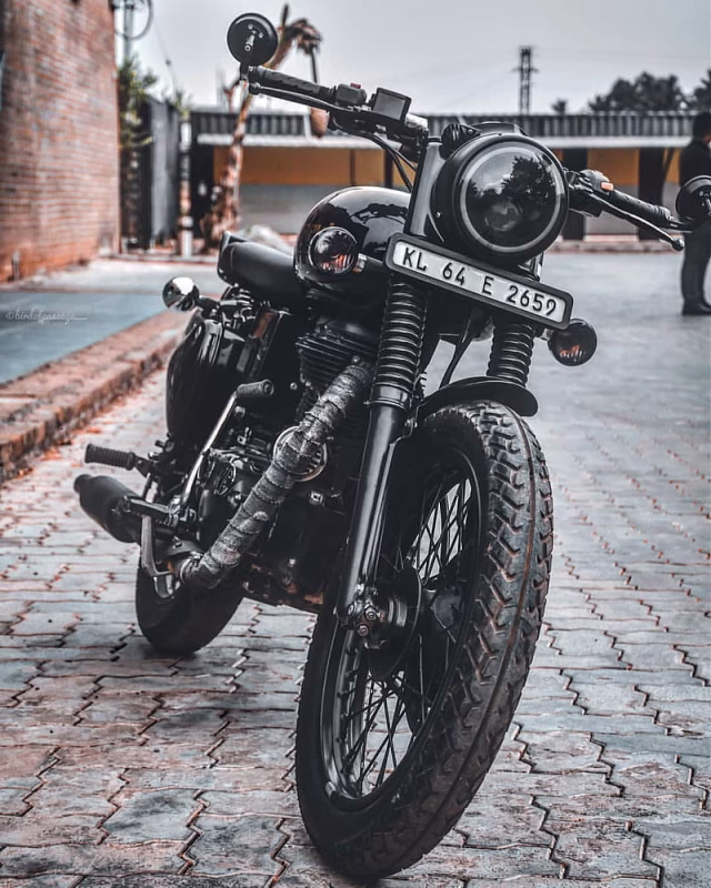 HD-wallpaper-bullet-royal-enfield-motorcycle