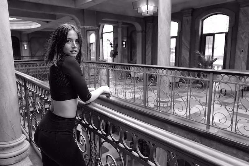 HD-wallpaper-celebrity-ana-de-armas-1