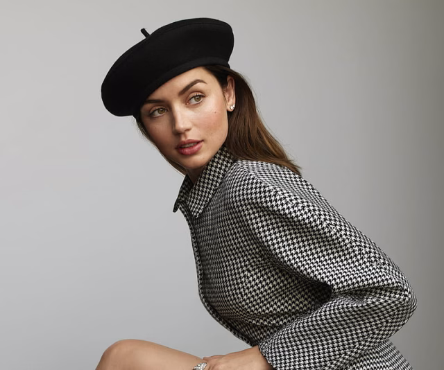 HD-wallpaper-celebrity-ana-de-armas-5