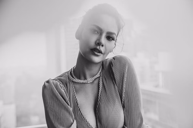HD-wallpaper-esha-gupta-monochrome