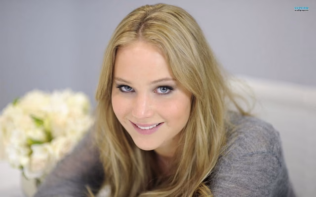 HD-wallpaper-jennifer-lawrence-06-model-actress-2012-26