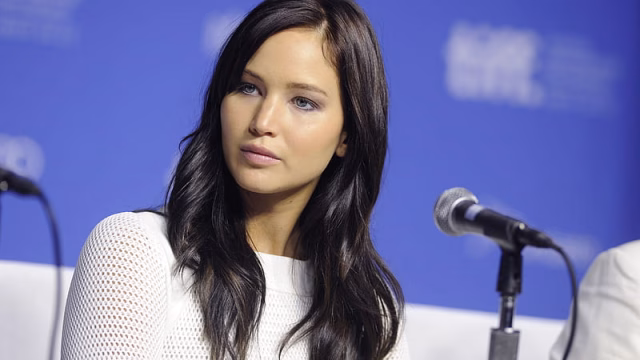 HD-wallpaper-jennifer-lawrence-25-celebrities