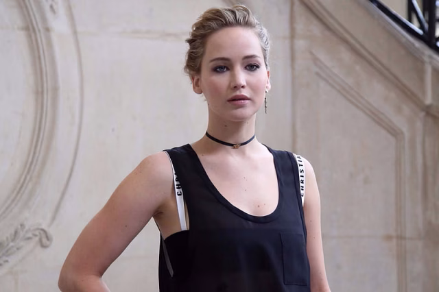 HD-wallpaper-jennifer-lawrence-8-jennifer-lawrence-celebrities-girls
