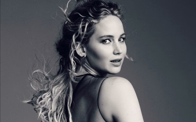 HD-wallpaper-jennifer-lawrence-bw-girl-actress-black-white-woman-1
