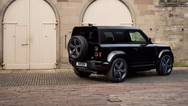HD-wallpaper-land-rover-defender-90-v8-carpathian-edition-2021