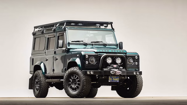 HD-wallpaper-land-rover-land-rover-defender-car-land-rover-defender-110-off-road-old-car-3