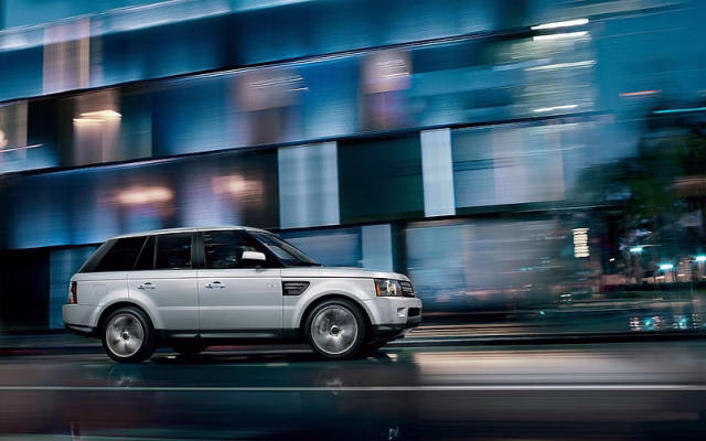 HD-wallpaper-land-rover-range-rover-sport-2013-04
