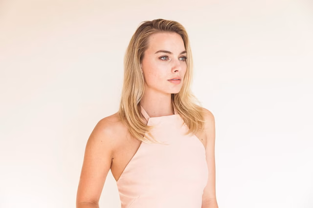 HD-wallpaper-margot-robbie-2017-margot-robbie-celebrities-girls-2
