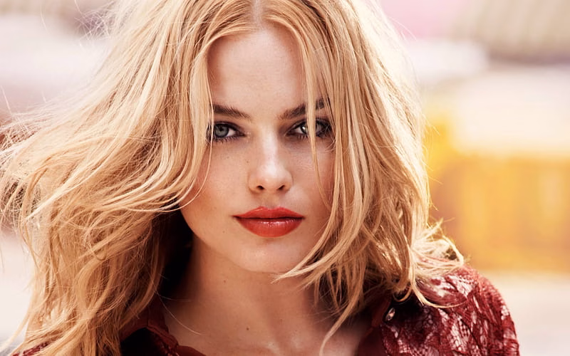 Margot Robbie