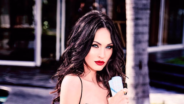 HD-wallpaper-megan-fox-2-celebrities