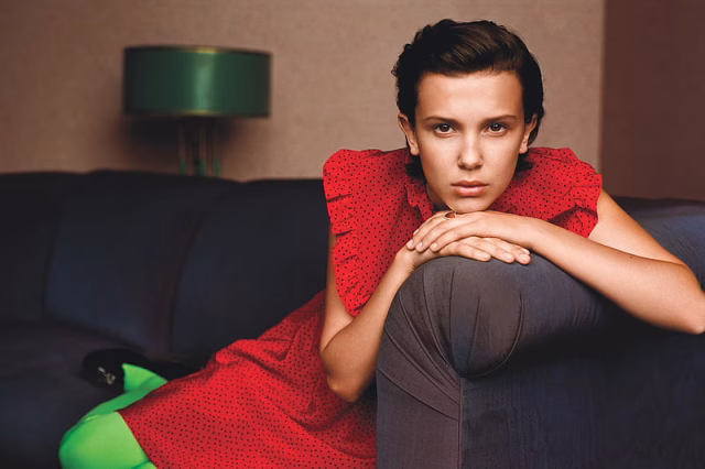 HD-wallpaper-millie-bobby-brown-millie-bobby-brown-celebrities-girls-3