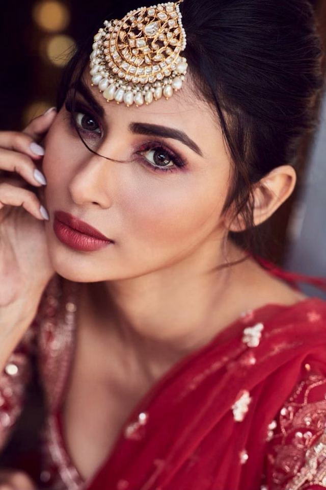 HD-wallpaper-mouni-roy-actress-bollywood