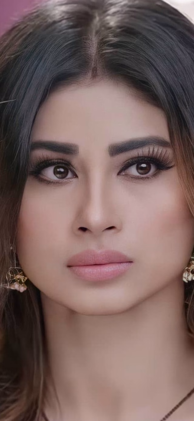 HD-wallpaper-mouni-roy-beautiful-bollywood-tollywood-10