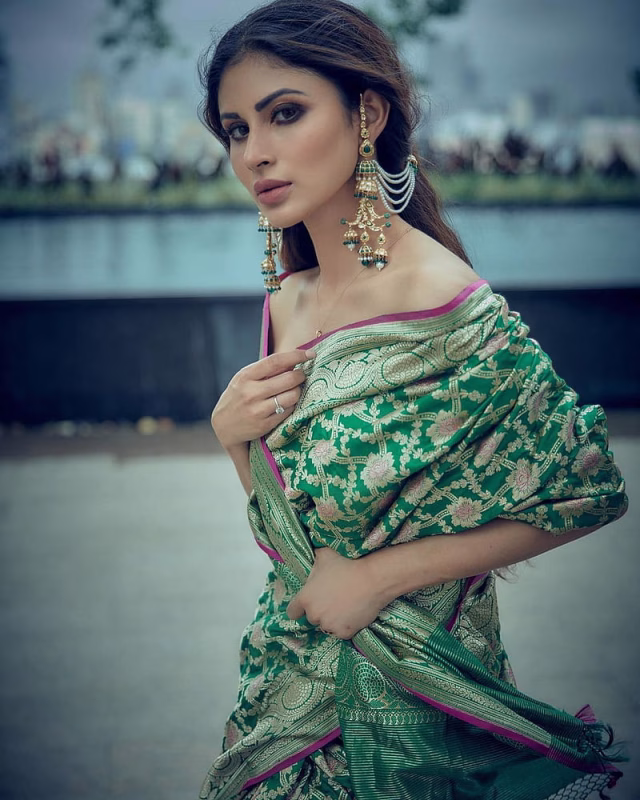 HD-wallpaper-mouni-roy-face-bollywood