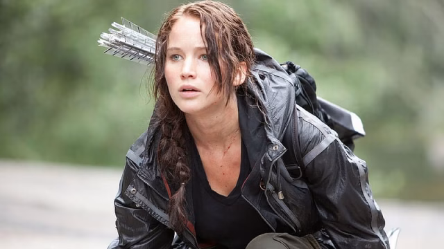 HD-wallpaper-movie-katniss-everdeen-jennifer-lawrence-the-hunger-games