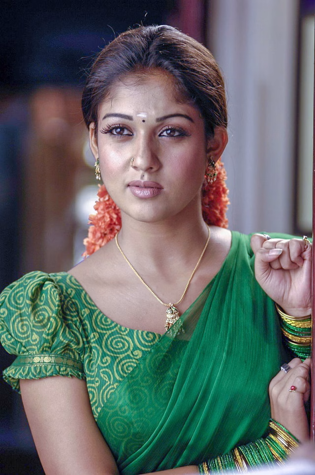 HD-wallpaper-nayanthara-cute-15