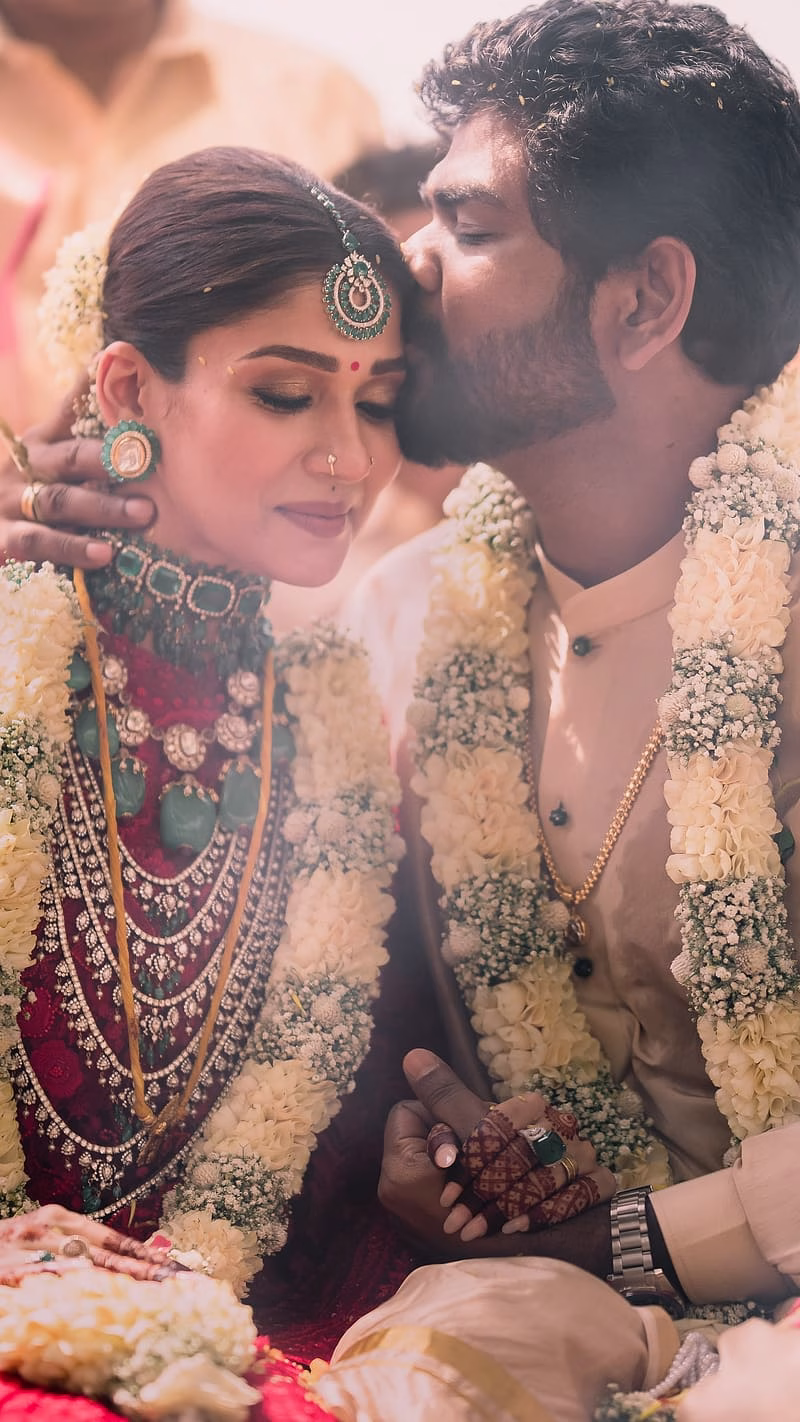 HD-wallpaper-nayanthara-sk-wedding-ceremony-south-indian-actress-lady-superstar-vignesh-shivan