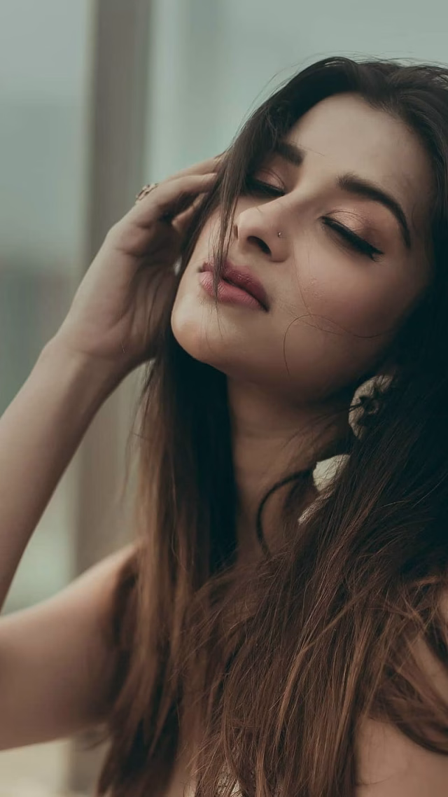 HD-wallpaper-nyra-banerjee-model-multilingual-actress-2