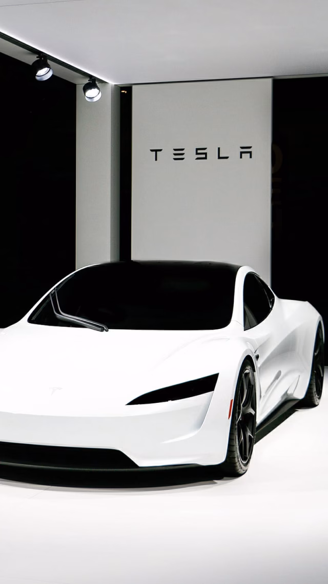 HD-wallpaper-pure-white-tesla-car-electric-hypercar-luxury-new-rich-roadster-supercar-tesla