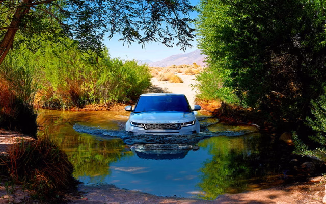 HD-wallpaper-range-rover-evoque-offroad-2018-cars-evoque-in-river-suvs-white-evoque-land-rover-range-rover