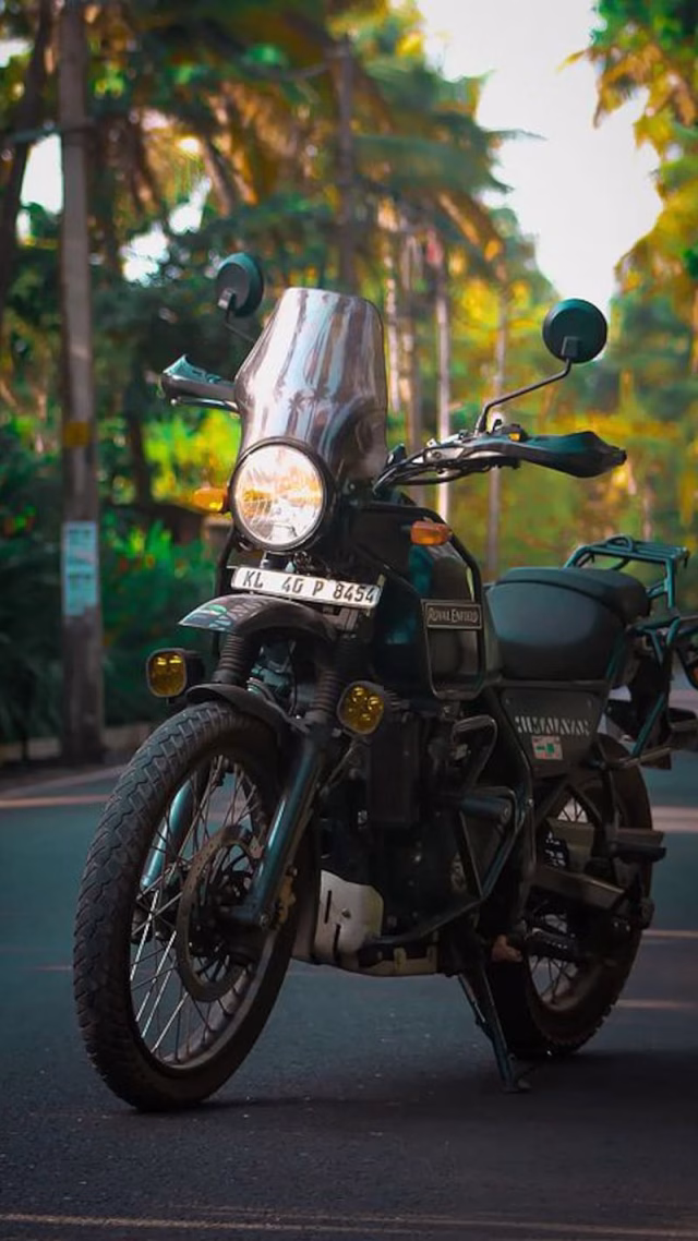 HD-wallpaper-royal-bullet-himalayan-royal-enfield-bike