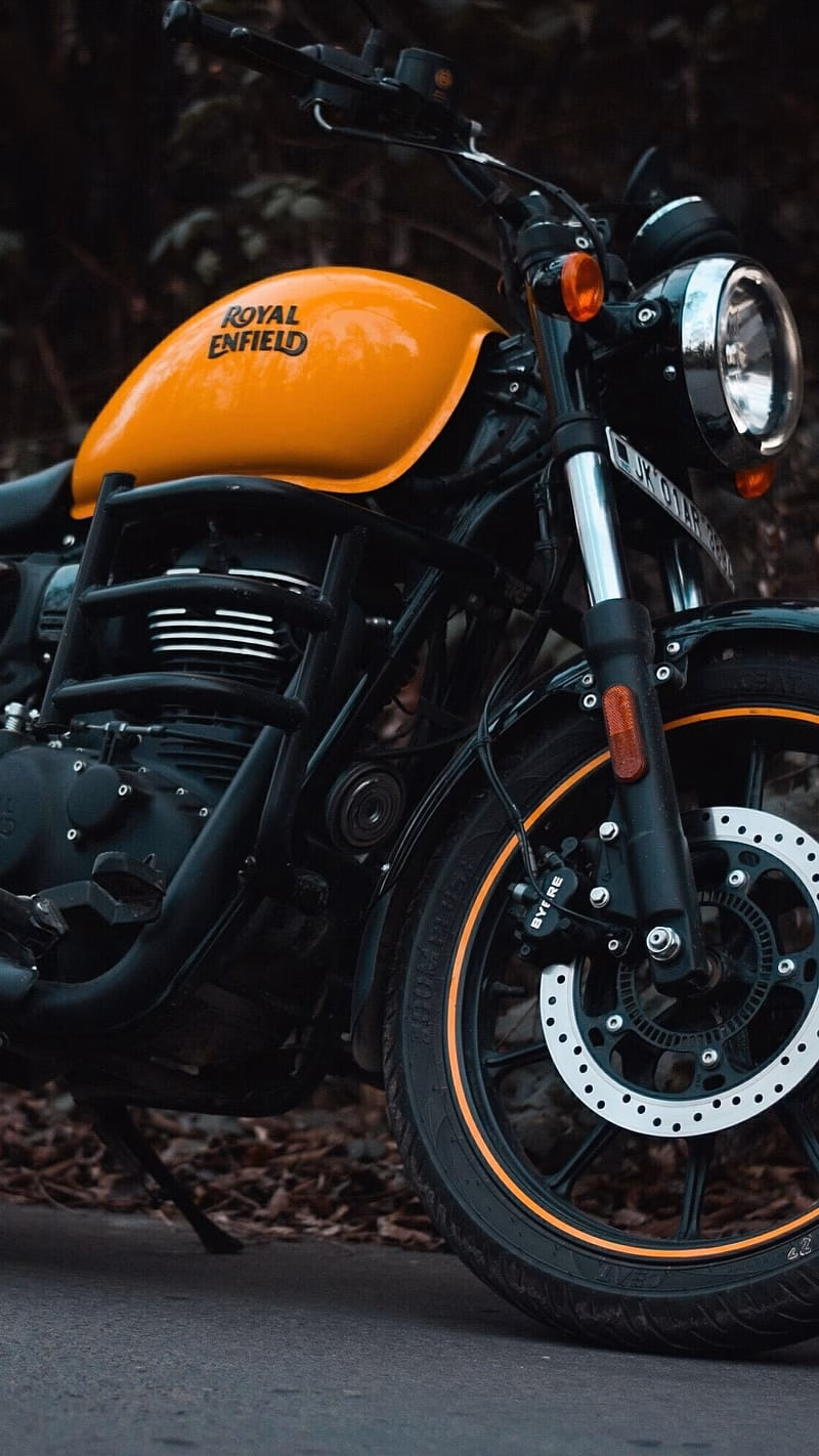 HD-wallpaper-royal-bullet-yellow-classic-bike-royal-enfield