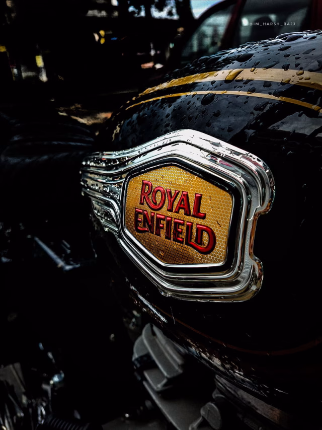 HD-wallpaper-royal-enfield-350-bikes-bullet-royal-enfield-standard