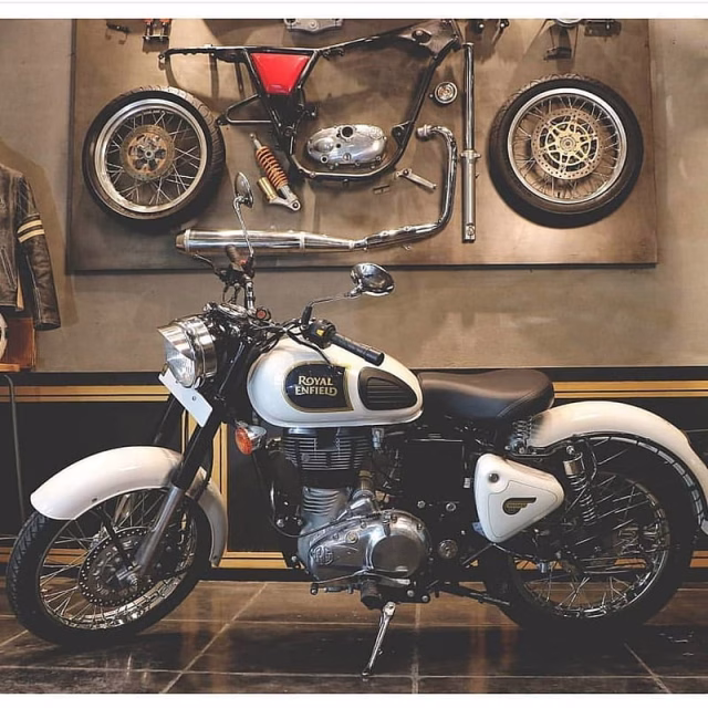 HD-wallpaper-royal-enfield-ash-classic-royal-enfield-classic-350-classic-500