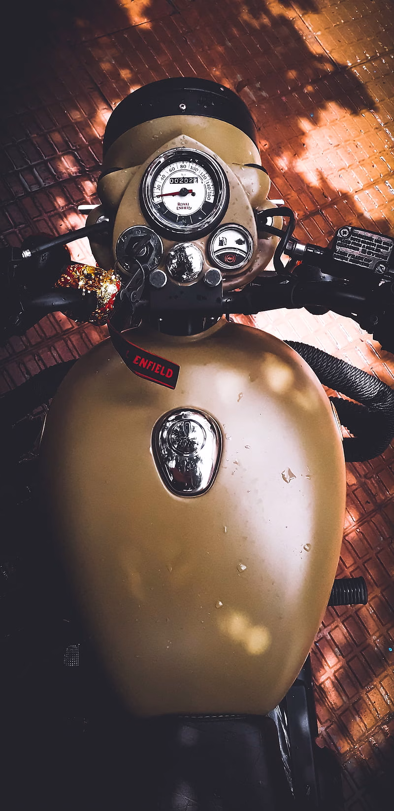 HD-wallpaper-royal-enfield-bike-bullet-gun-limited-edition-monsoon-royal
