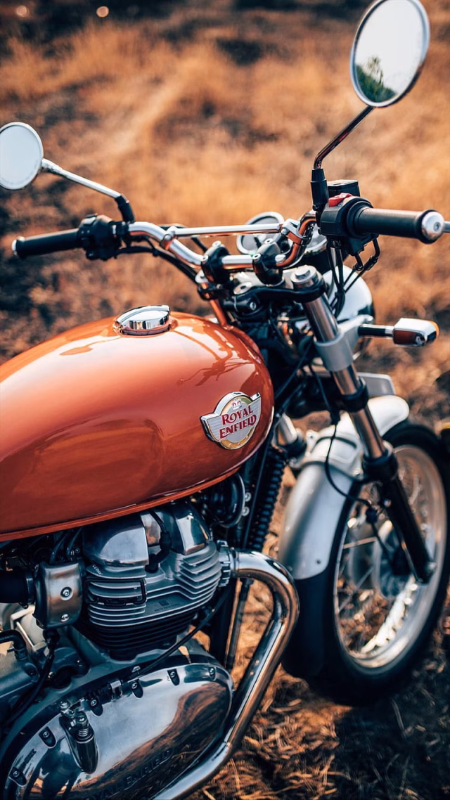 HD-wallpaper-royal-enfield-bike-bullet-royal-enfield
