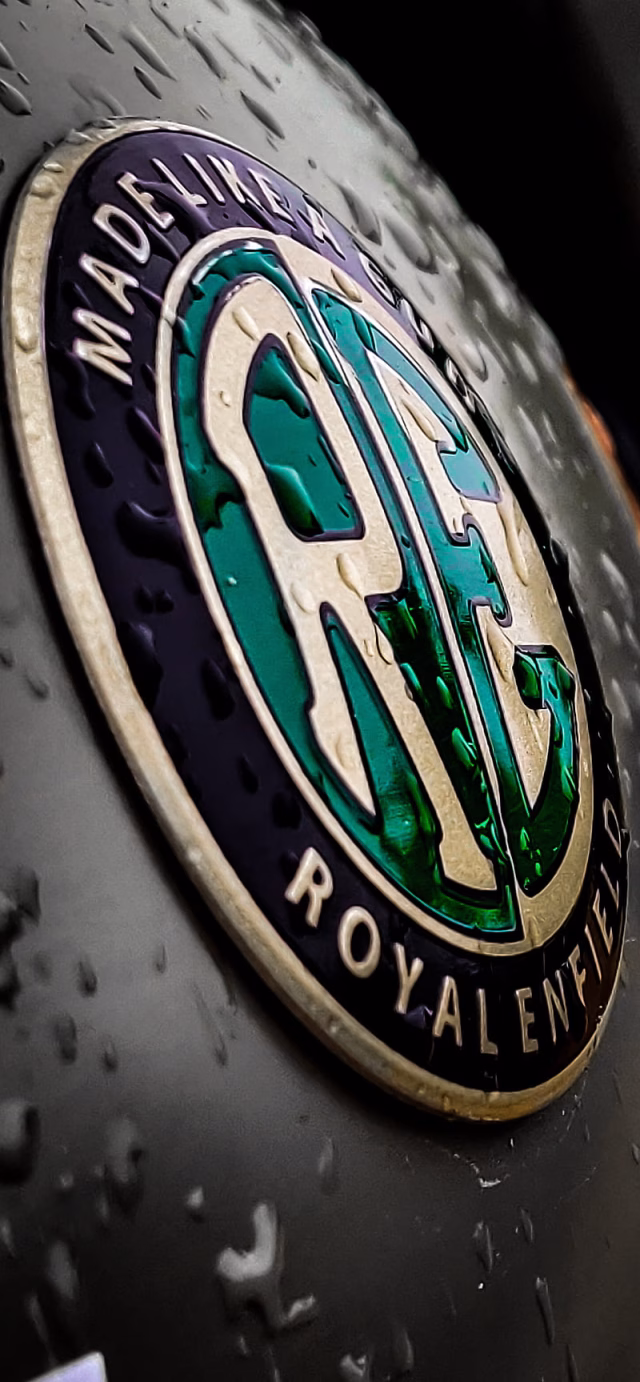 HD-wallpaper-royal-enfield-bike-logo