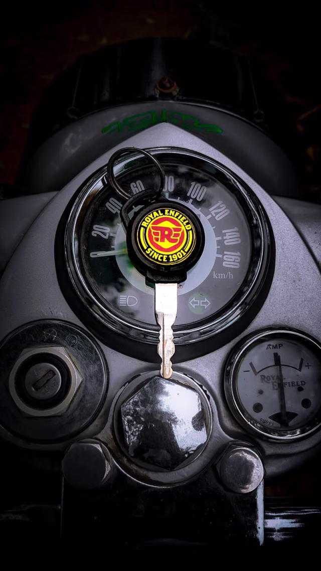 HD-wallpaper-royal-enfield-bikes-ford-logo-mustang-voyage