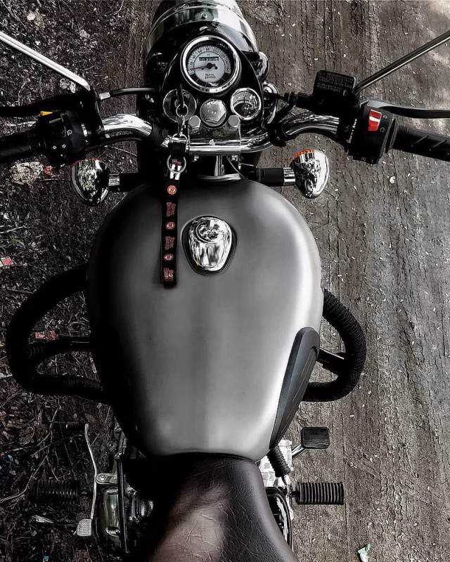 HD-wallpaper-royal-enfield-bullet-bike-cafe-monster-motorcycle-night-racer-royal-enfield