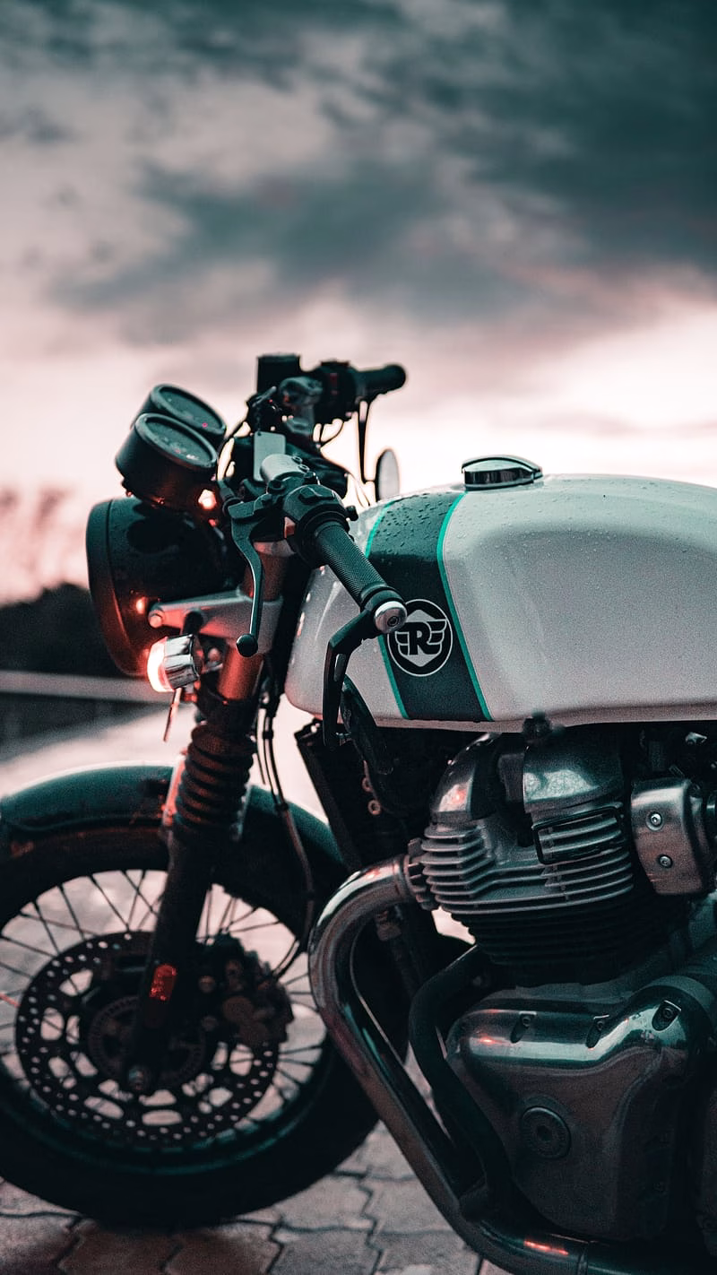 HD-wallpaper-royal-enfield-live-interceptor-650-bike