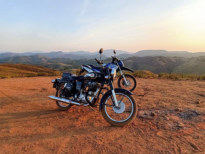 HD-wallpaper-royal-enfield-motorcycles-bikes-hills