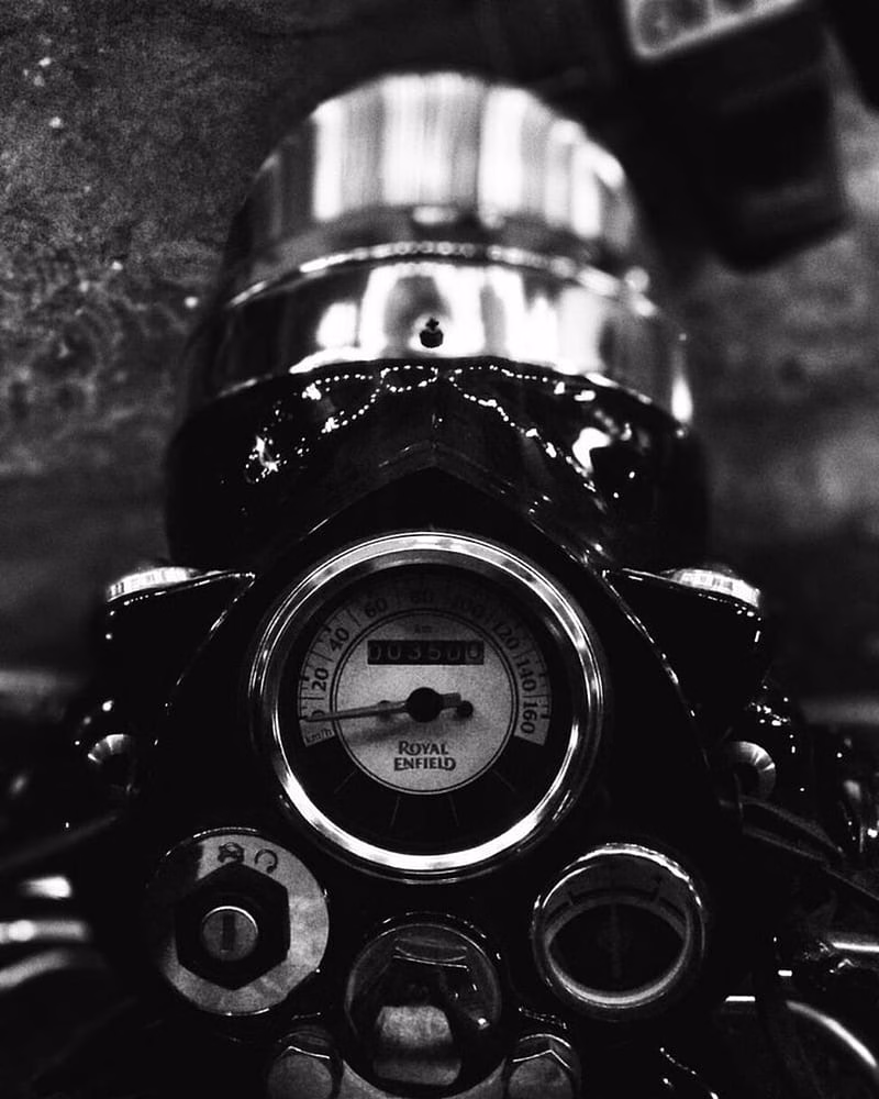 HD-wallpaper-royal-enfield-motors-re
