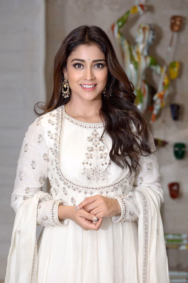 HD-wallpaper-shreya-saran-shreya-saran-shriya-shriya-saran-tollywood