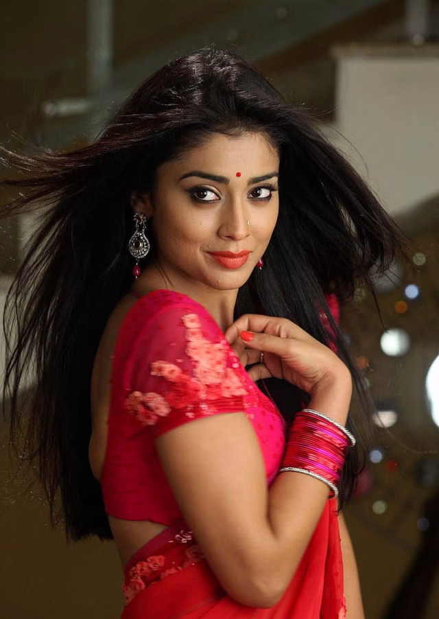 HD-wallpaper-shriya-saran-actress-kollywood-tollywood-bollywood