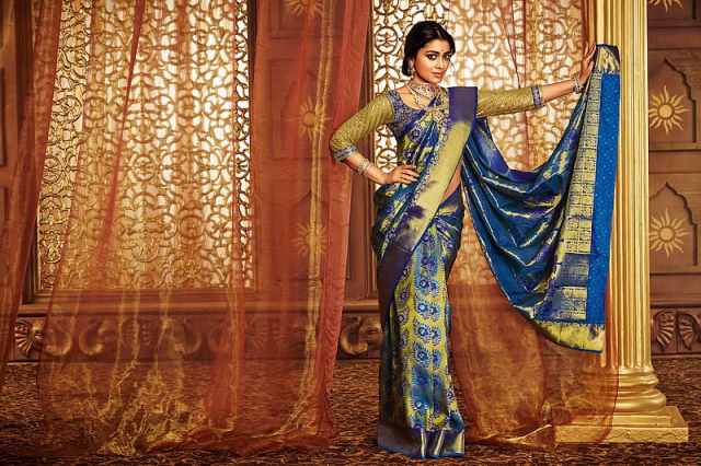 HD-wallpaper-shriya-saran-saran-saree-shriya-actress-model