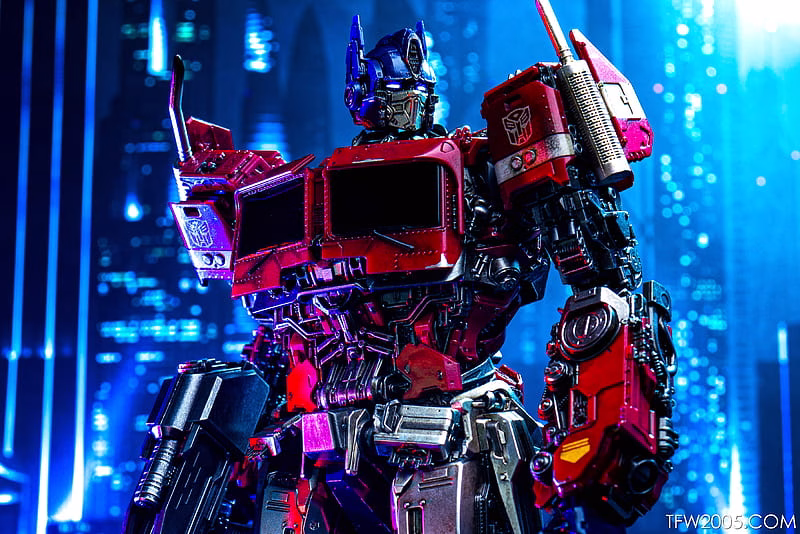HD-wallpaper-threezero-deluxe-optimus-prime-bumblebee-movie-version-gallery-transformers-news