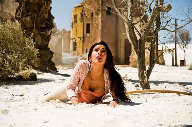 HD-wallpaper-transformers-megan-fox-movie-transformers-revenge-of-the-fallen