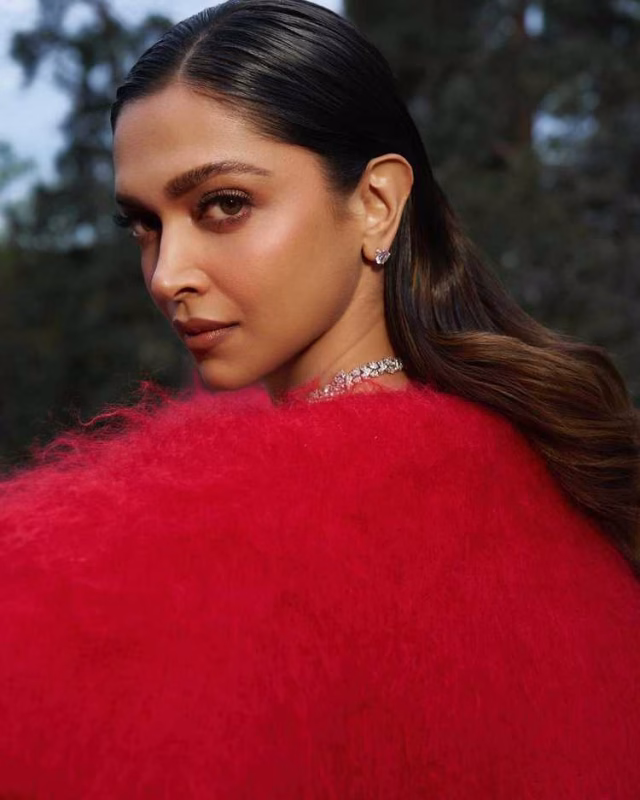 deepika-2