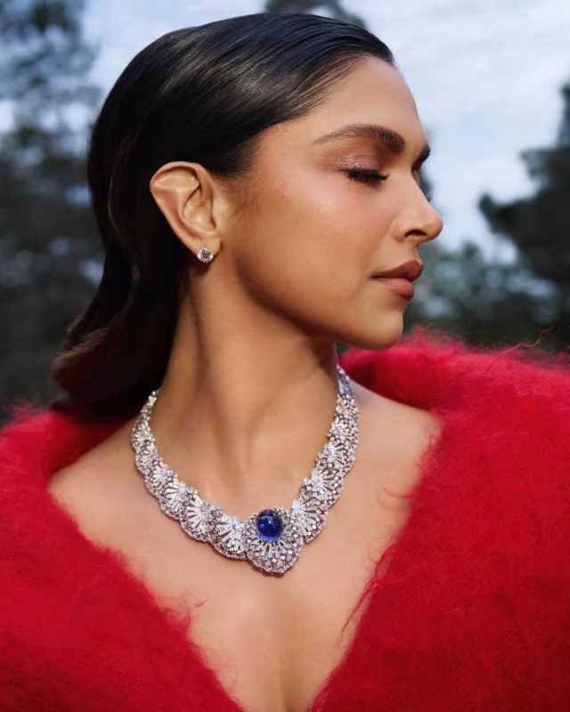 deepika-8