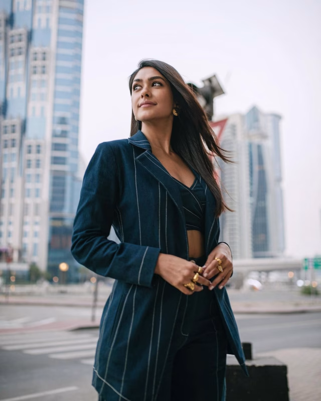 mrunal-thakur-5-20-1