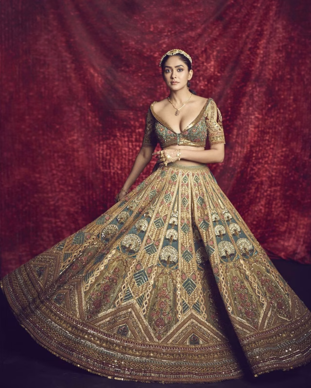 mrunal-thakur-5-6-1