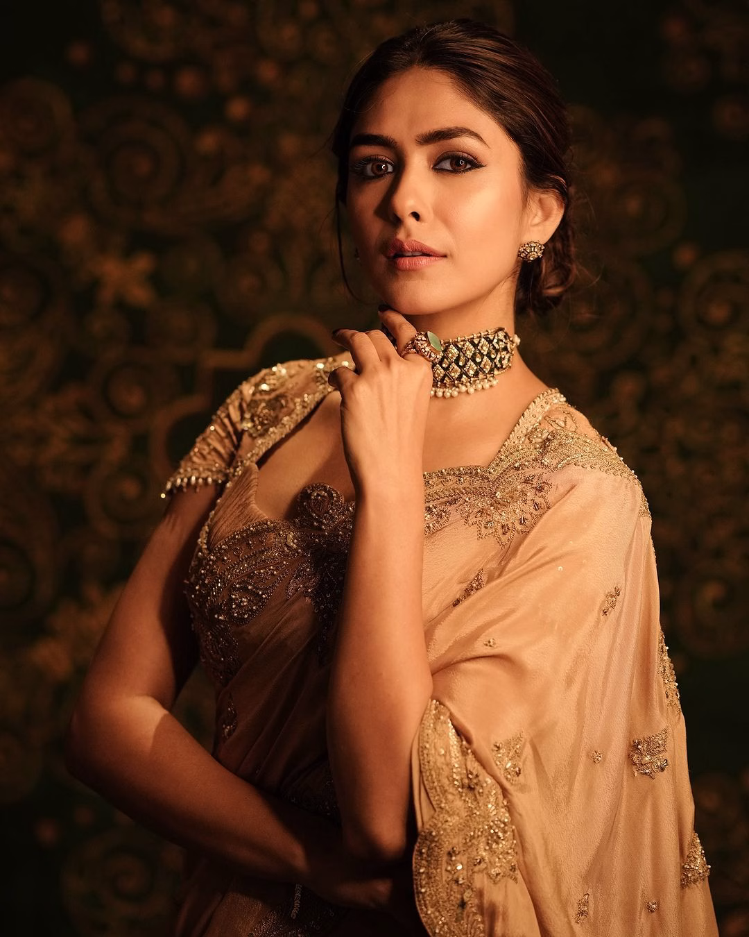 mrunal-thakur-8-4