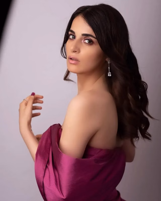radhikas-7